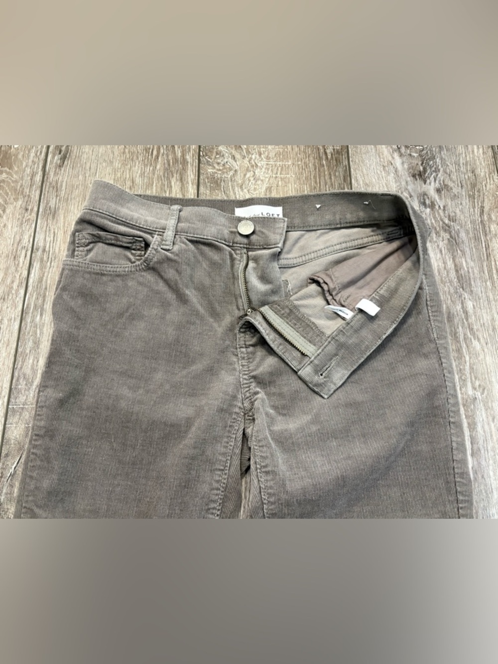 LOFT Modern Skinny Corduroy Pants- Size 25/0 - Picture 3 of 8